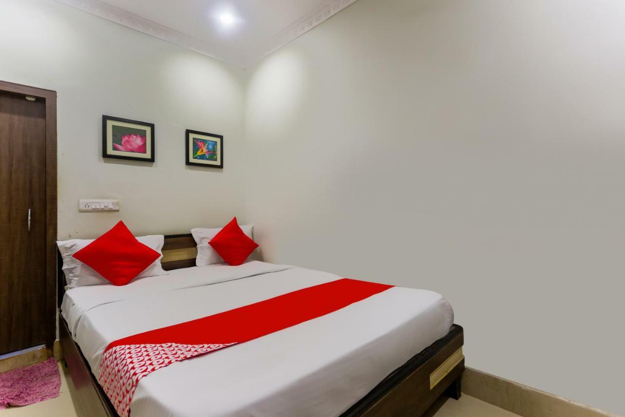 Raghunandan Residency * Puri