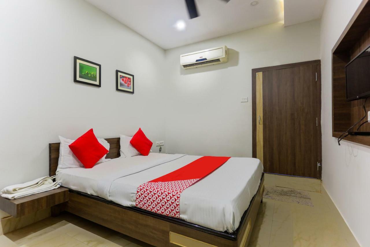 Raghunandan Residency * Puri